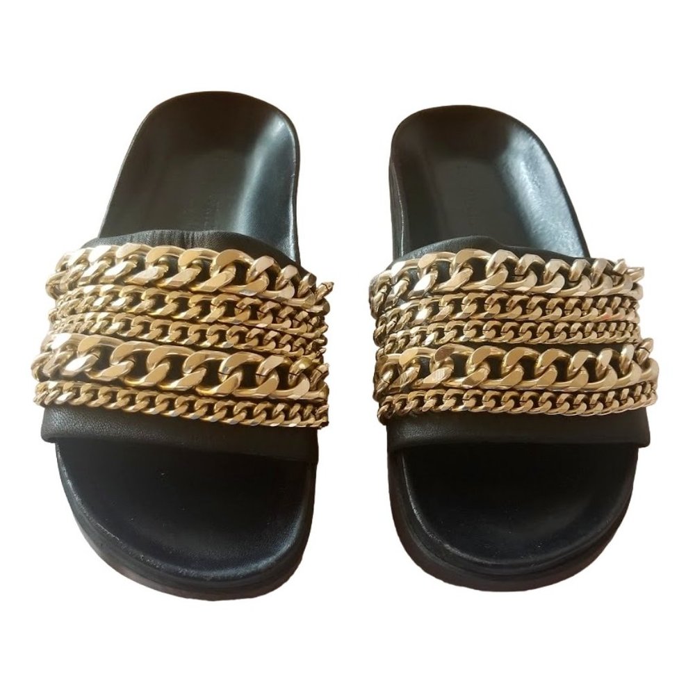 Kendall + Kylie Shiloh Chain Link Platform Slides | Size: 7